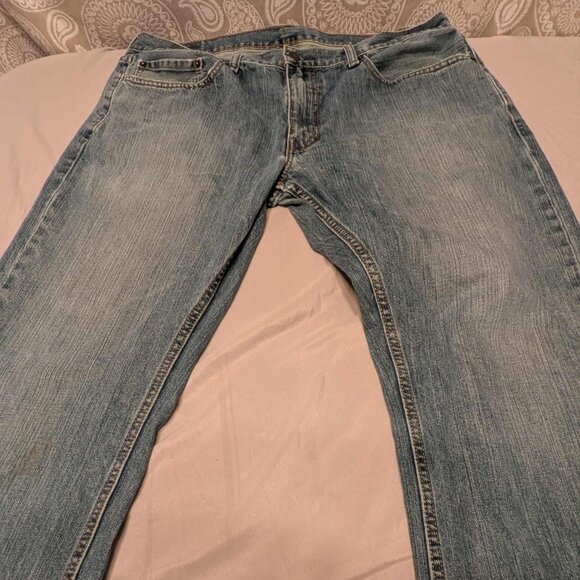 Levi's 559 Jeans Mens 36 x 34 100% Cotton Very Good Condition Medium Wash - Picture 2 of 16
